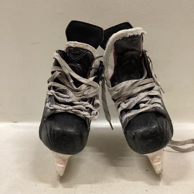 Used Bauer Vapor X700 Intermediate Hockey Skate Intermediate 5.0 11725-s000478280