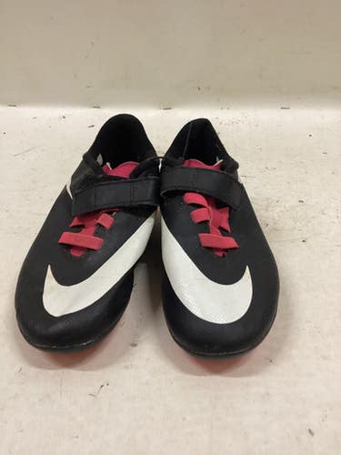 Used Nike Soccer Cleats Black Youth 11.0 11725-s000484111
