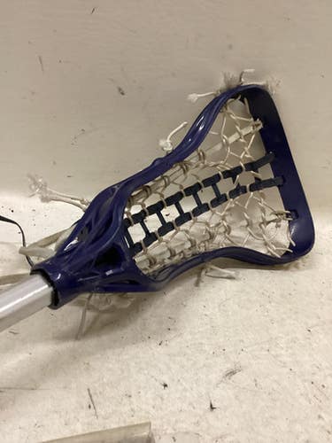 Used Under Armour Assert Wmn Atk Mid Complete Stick Navy Blue 11725-s000498937