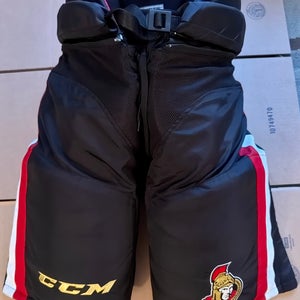 Pro Stock XL + 2 CCM HP45 Hockey Pants Ottawa Senators
