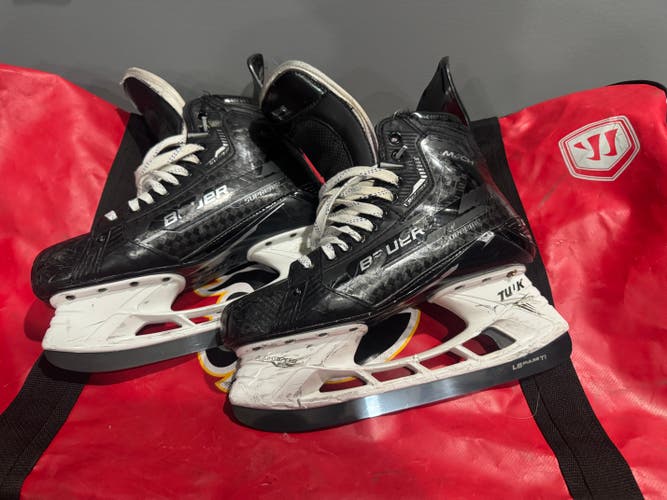 John Beecher Used Black Bauer Supreme Mach Hockey Skates 10.5