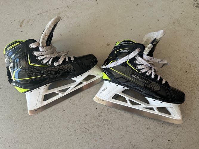 Bauer gsx Hockey Skates Regular Width 6 (Used)