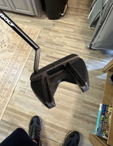 LA Golf Malibu Face Balanced Right Handed Putter 35" (Used)