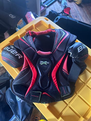 Large Senior Bauer Vapor 2X Pro Shoulder Pads (Used)
