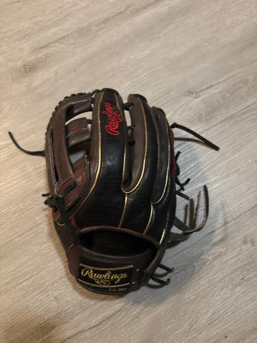 2025 Rawlings Heart of the Hide LH Outfield Baseball Glove 12.75" (Used)