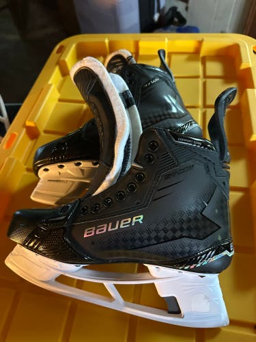 2024 Bauer Supreme Shadow Hockey Skates Wide Width 8 (New)
