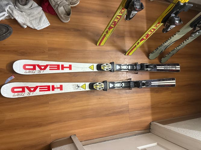 Clean fairly used head skis