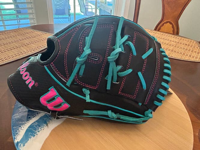 2024 Wilson A2K RH Baseball Glove 12" (New)