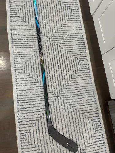 Intermediate Bauer Nexus Tracer Left Hand Hockey Stick P88 55 Flex (Used)