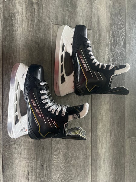 2024 Bauer Supreme M40 Hockey Skates Regular Width Size 5.5 (New)