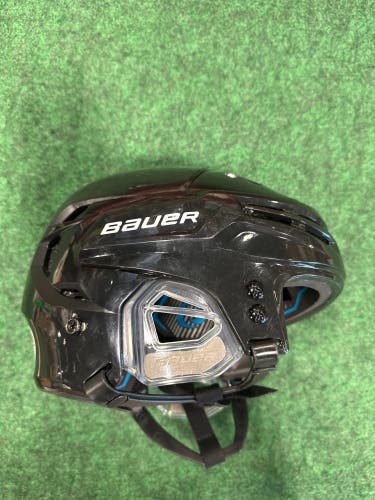 Black Medium Bauer Re-Akt 70 Helmet (Used)