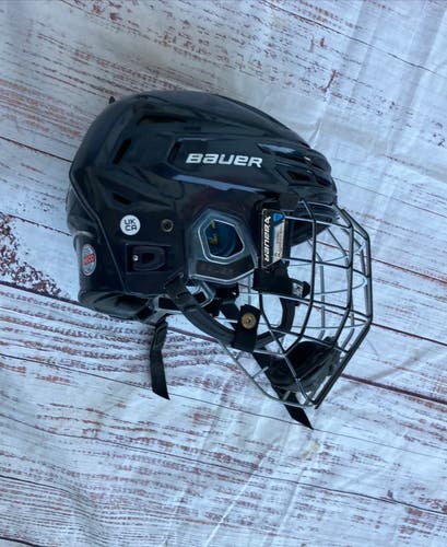 Blue Medium Bauer Re-Akt 150 Helmet (Used)