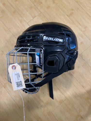 Black Medium Bauer IMS 5.0 Helmet (Used)
