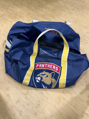 Sun County Panthers Hockey Bag (Used)