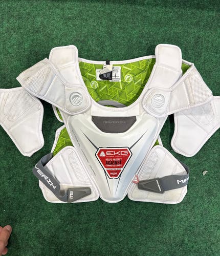 Maverik M5 Shoulder Pads (Used) | Large
