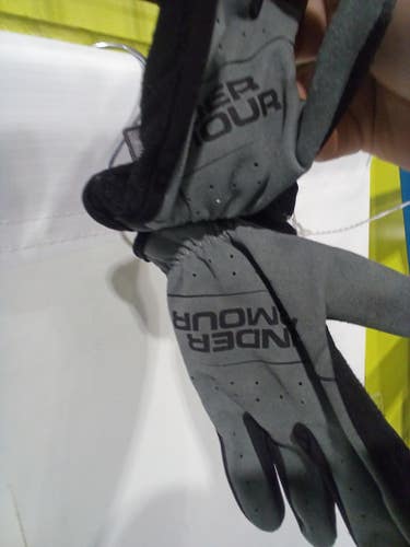 Used Under Armour Protective Gloves 7 1 2" Junior Lacrosse Gloves 11847-s000015082