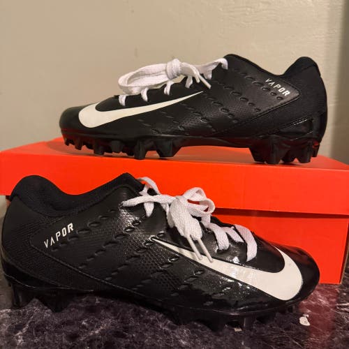 Men's Size 8.5 Nike Low Top Vapor Untouchable Speed Varsity 3 (Used)