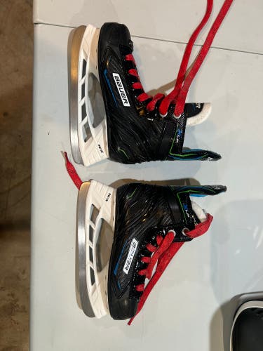 Bauer XLP Hockey Skates 13 (Used)