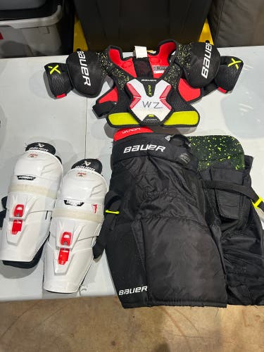 Youth Bauer X Shoulder Pads (Used)
