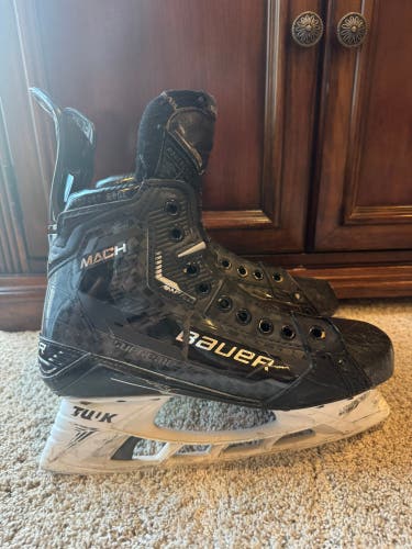 2022 Bauer Supreme Mach Hockey Skates Regular Width Pro Stock 7.5 (Used)