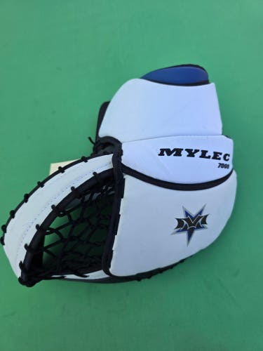White Junior Mylec M-560Goalie Gloves Regular