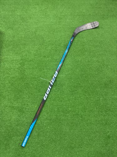 Junior Bauer Nexus E4 Hockey Stick Right Handed P28 40 Flex (Used)
