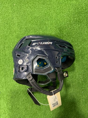 Blue Small Bauer Re-Akt 150 Helmet (Used)
