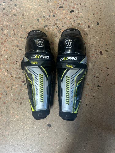 Senior Warrior Alpha DX Pro Shin Pads 14" (Used)