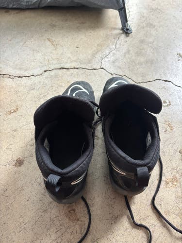 Black Men's Size M 10.0 (W 11.0) Adult Nike Alpha Molded Cleats Cleats (Used)