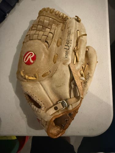 Rawlings RH Softball Glove 12.75" (Used)