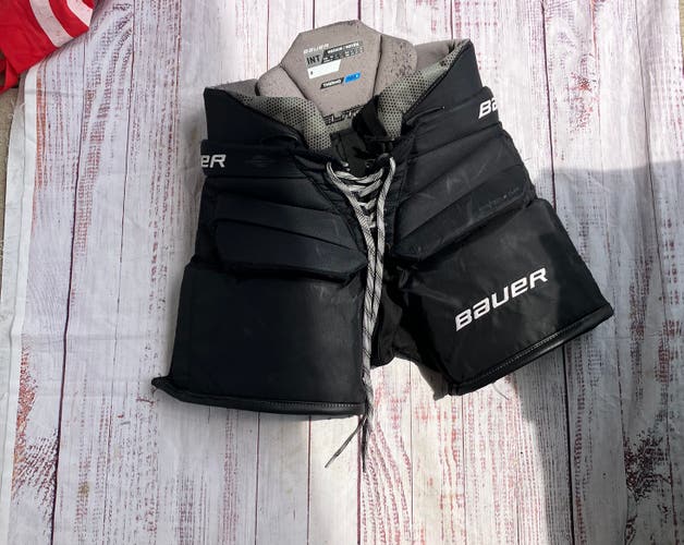 Black Intermediate Medium Bauer Elite Hockey Goalie Pants (Used)