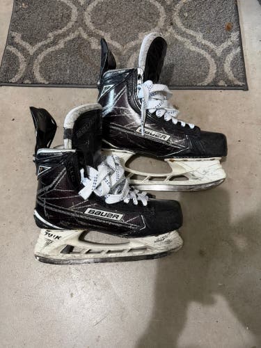2016 Bauer Supreme 1S Hockey Skates Regular Width 7 (Used)