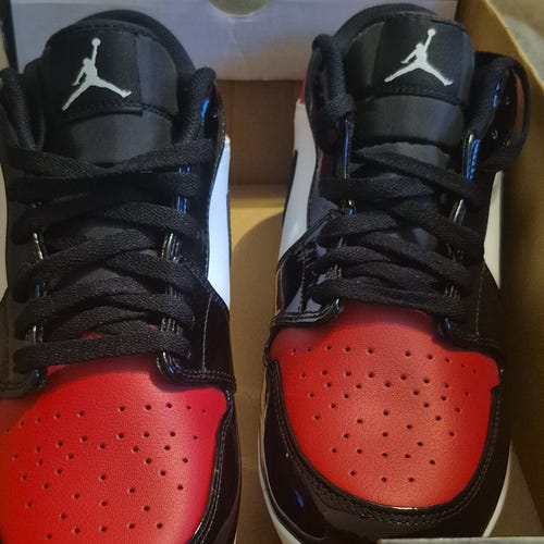 Black Men's Size M 10.5 (W 11.5) Air Jordan Molded Cleats (New)