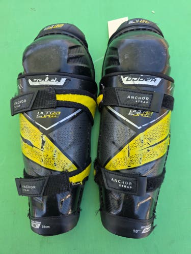 Youth Bauer Supreme Ultrasonic Shin Pads 10"
