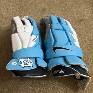 UNC Nike Vapor Elite Lacrosse Glove