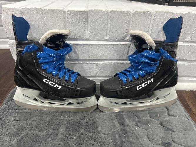 Black CCM Next Hockey Skates Size 3 (Used)