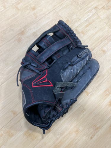 Easton Ronin RH Outfield Baseball Glove 13" (Used)