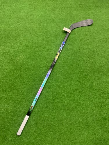 Youth CCM JetSpeed FT8 Pro Hockey Stick Right Handed P28 30 Flex (Used)