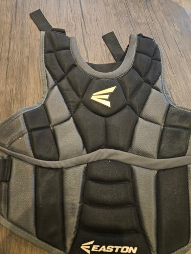 Easton Catcher's Chest Protector (Used)
