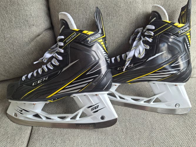 CCM Tacks 6092 Hockey Skates Regular (Used)