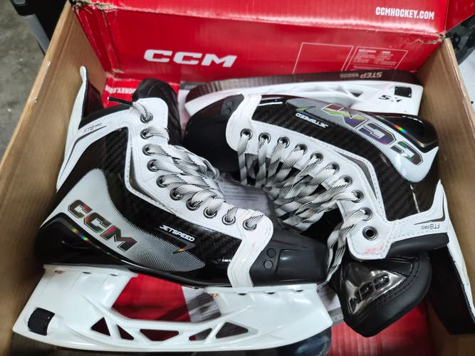 2026 CCM JetSpeed FT8 Pro Hockey Skates Wide Width 6.5 (New)