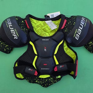 Small Junior Bauer Vapor 3X Shoulder Pads