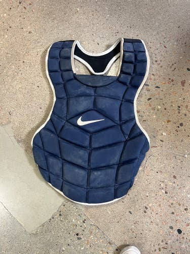 Blue Adult Nike Vapor Catcher's Chest Protector (Used)