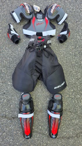 Youth Medium/Large Bauer Lil Sport Starter Kit (Does not include gloves)