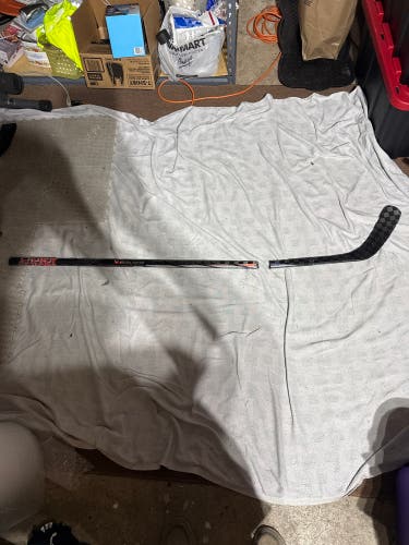 BROKEN Intermediate Bauer Proto-R Left Hand Hockey Stick P88 65 Flex Pro Stock (Used)