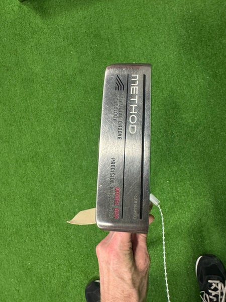 Nike Nike Method 004 Blade Putter Right Handed 35" (Used)