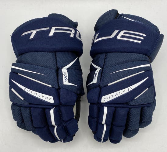 NEW True Catalyst 7x5 Gloves, Navy Blue 11"