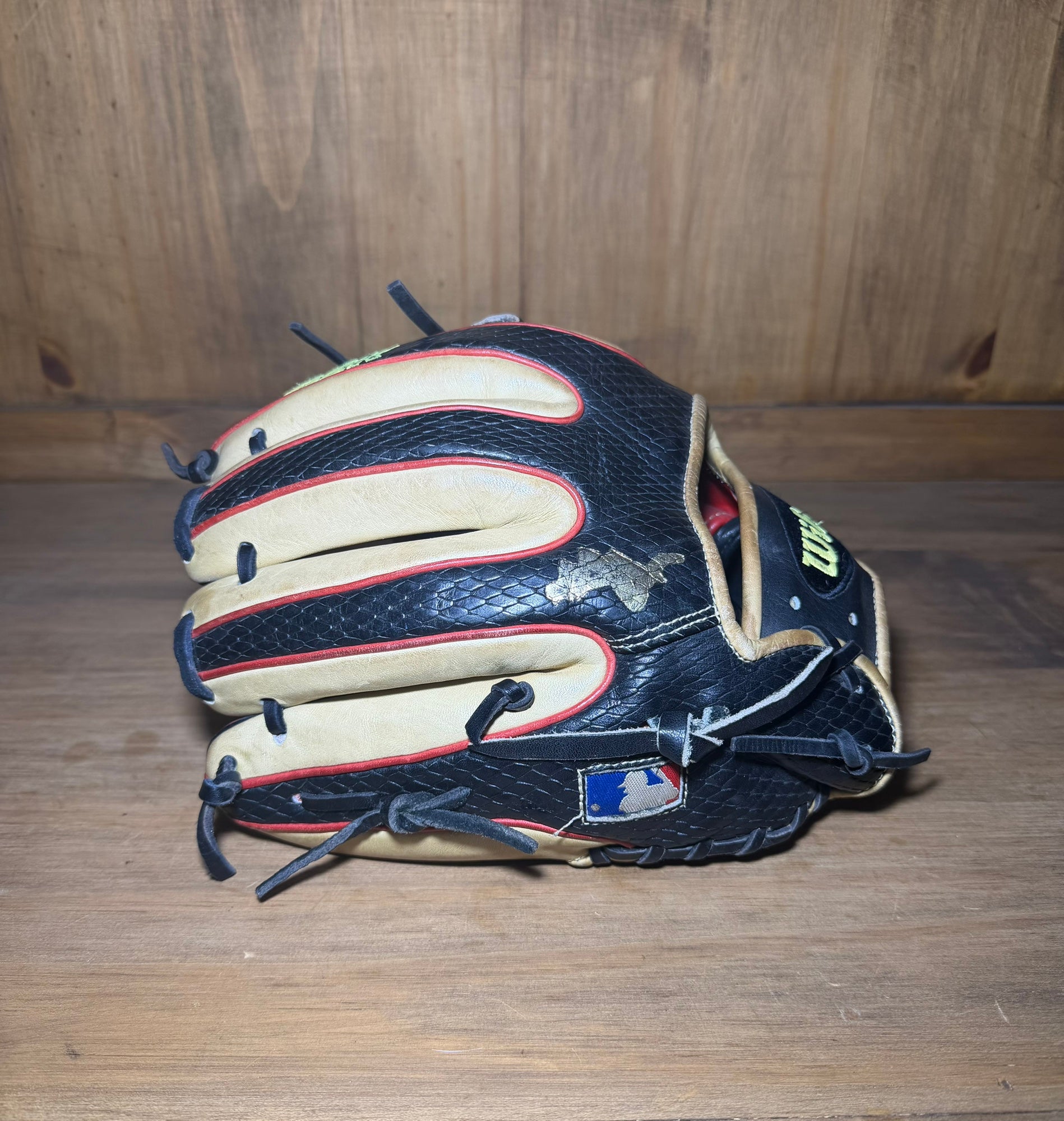 Wilson A2K Brandon Phillips DATDUDE 11.5” GM “Made In Japan” “RARE
