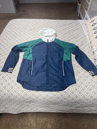 Adidas jacket size L
