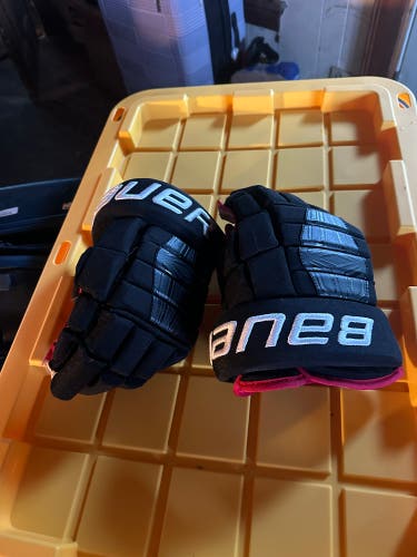Bauer Pro Series Gloves 14" (Used)